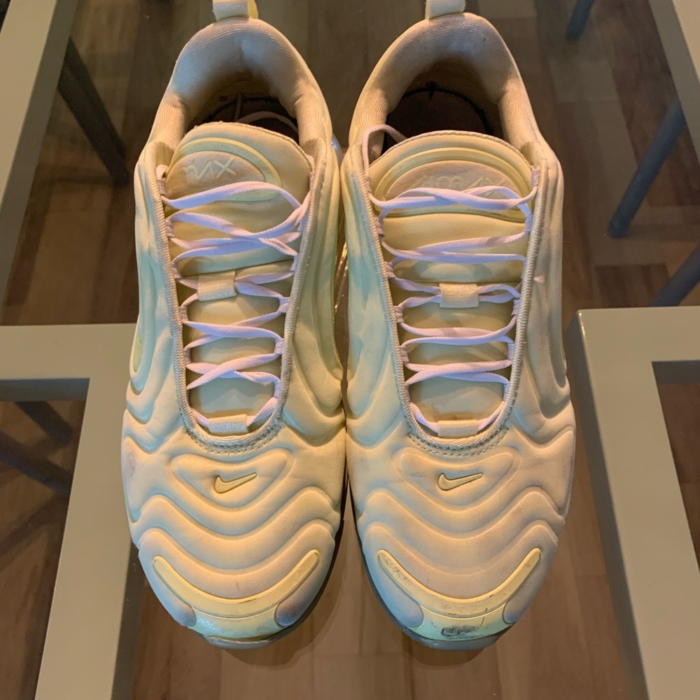 Nike Air Max Beige Sneakers